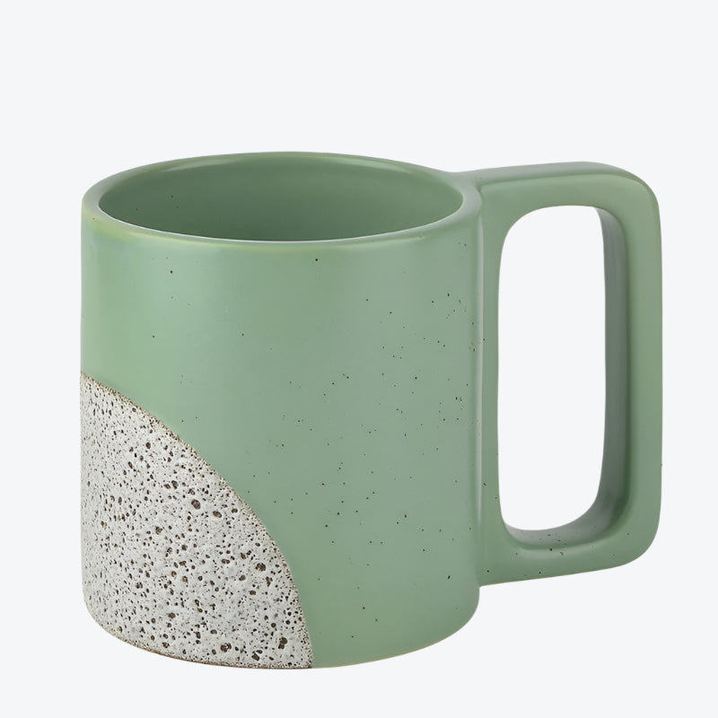 matte green mug with lid