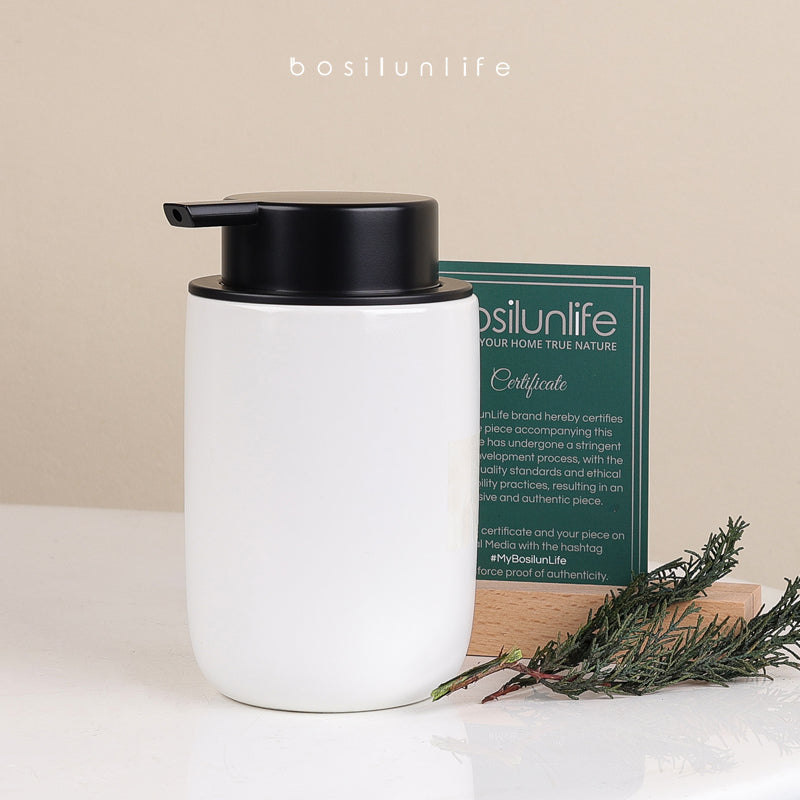 liquid soap dispenser