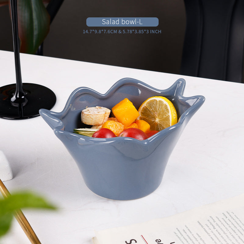 size of a blue salad bowl 