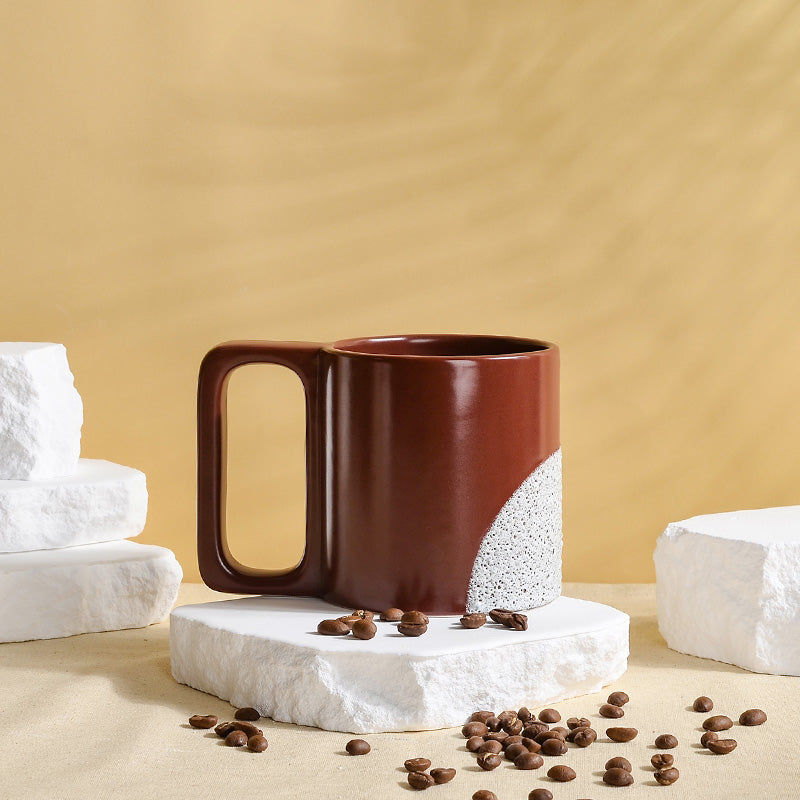 coffee mug with lid
