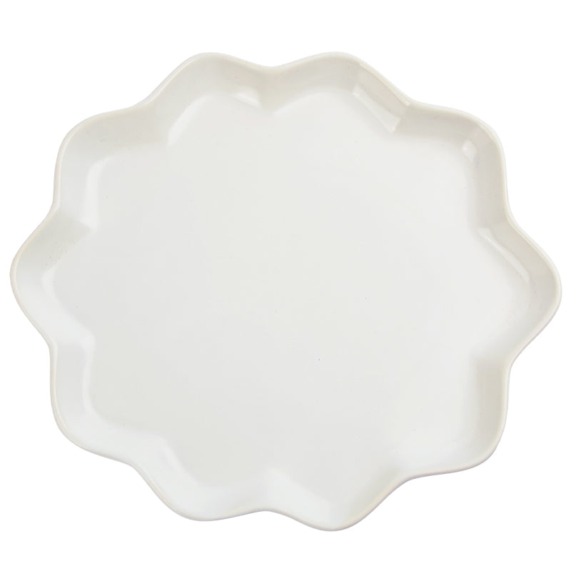 A white ceramic deep dish