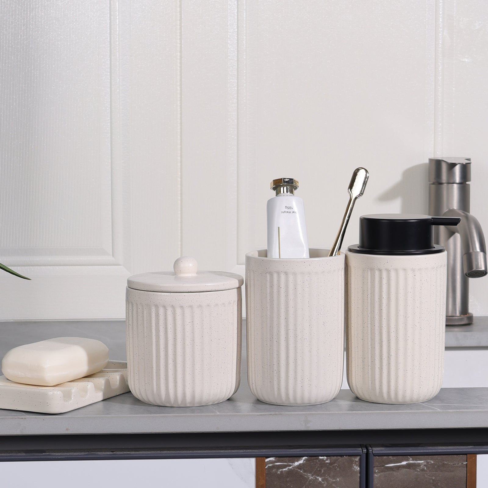Pockmark 4-Piece Foaming Bathroom Set Sustainable Ceramic