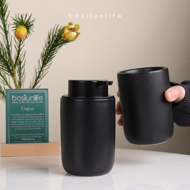 liquid soap dispenser