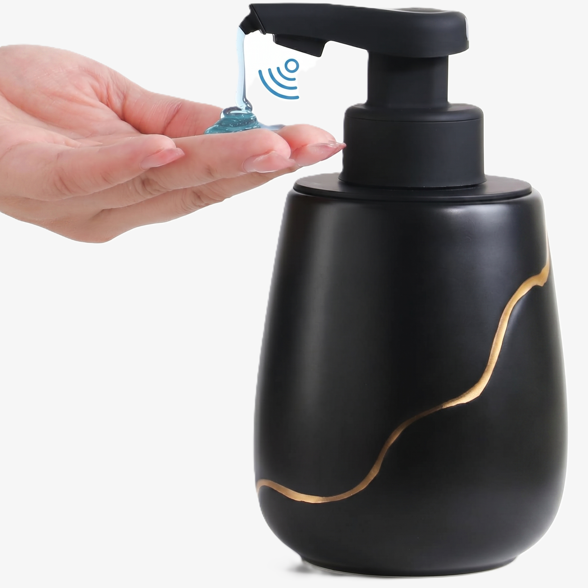 BosilunLife Nordic Garden 17 oz automatic liquid soap dispenser in matte black recycled eco-clay with a Kintsugi-style gold vein. Features a touchless motion sensor and a matte black pump dispensing clear gel soap, perfect for a hygienic and luxury modern bathroom.