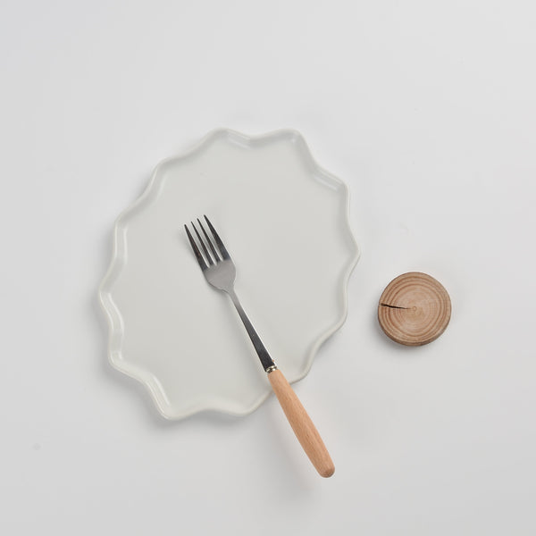 Dinnerware (Coming Soon)